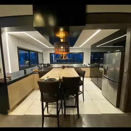 Grande Maison 24h Et Classique Le Mans Vakantiehuis